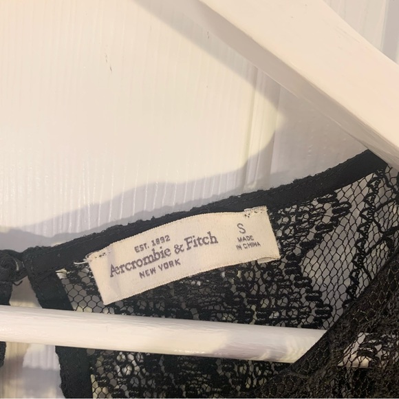 Abercrombie & Fitch Black Lace Romper Women's Size Small - Picture 3 of 10